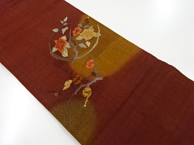 リサイクル　手織真綿紬汕頭蘇州刺繍枝花模様名古屋帯